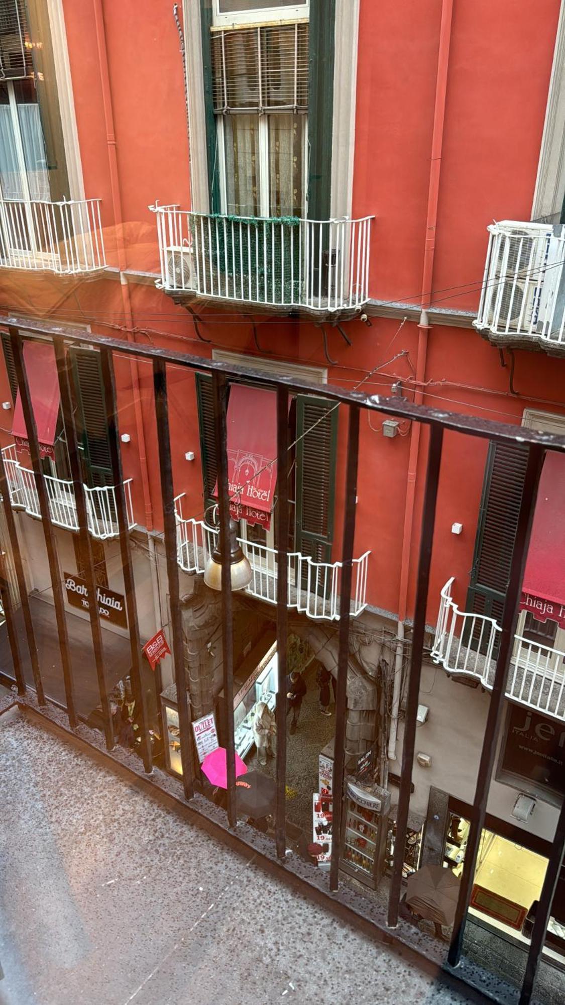 Alma De Chiaja - Design Suites & Apartments ナポリ エクステリア 写真