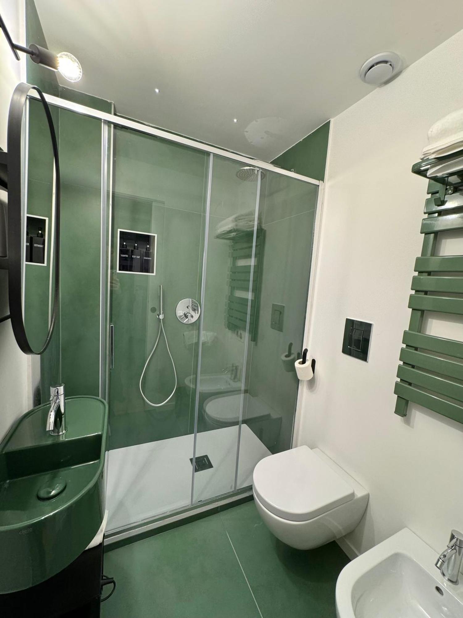 Alma De Chiaja - Design Suites & Apartments ナポリ エクステリア 写真