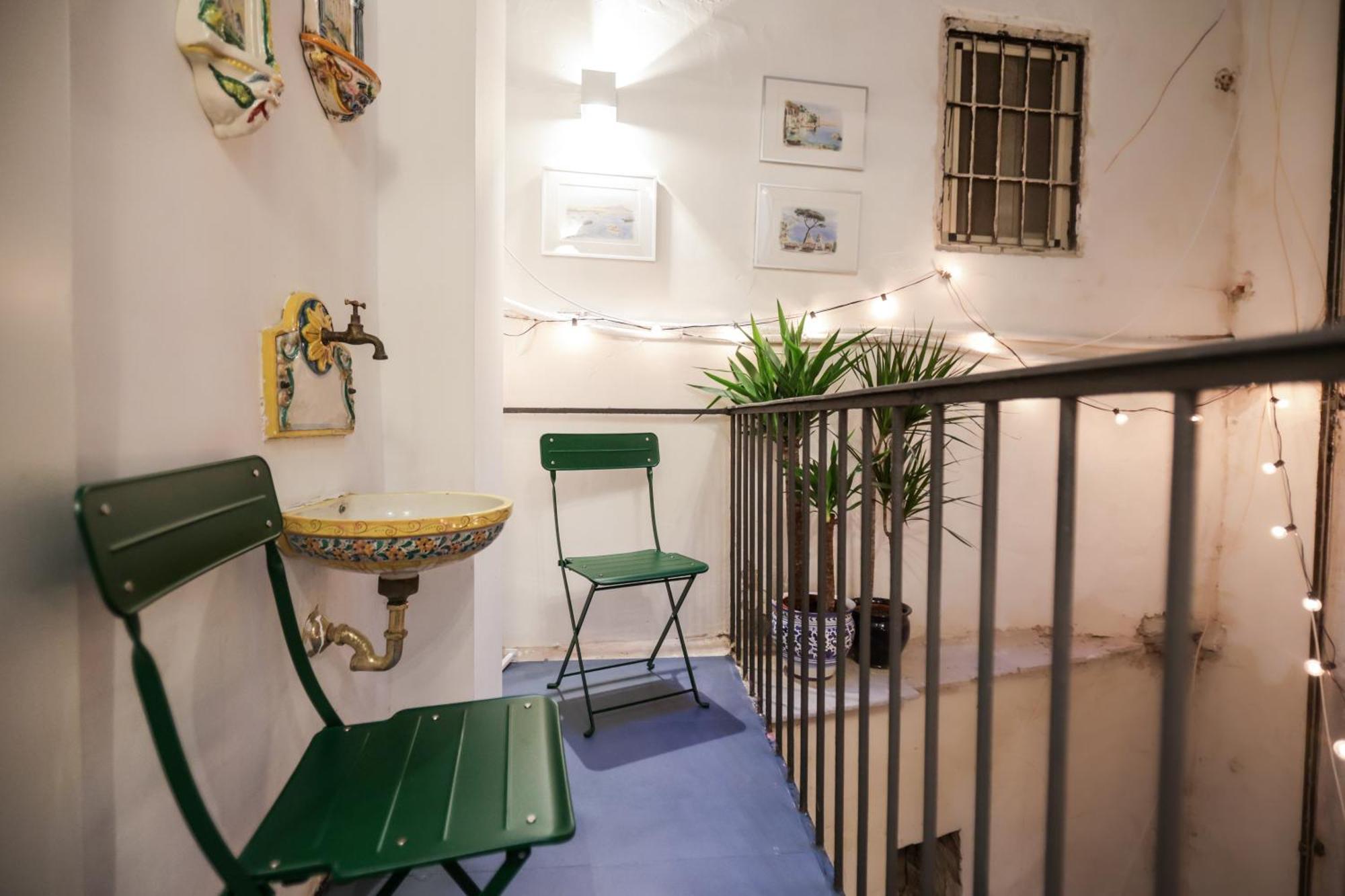 Alma De Chiaja - Design Suites & Apartments ナポリ エクステリア 写真
