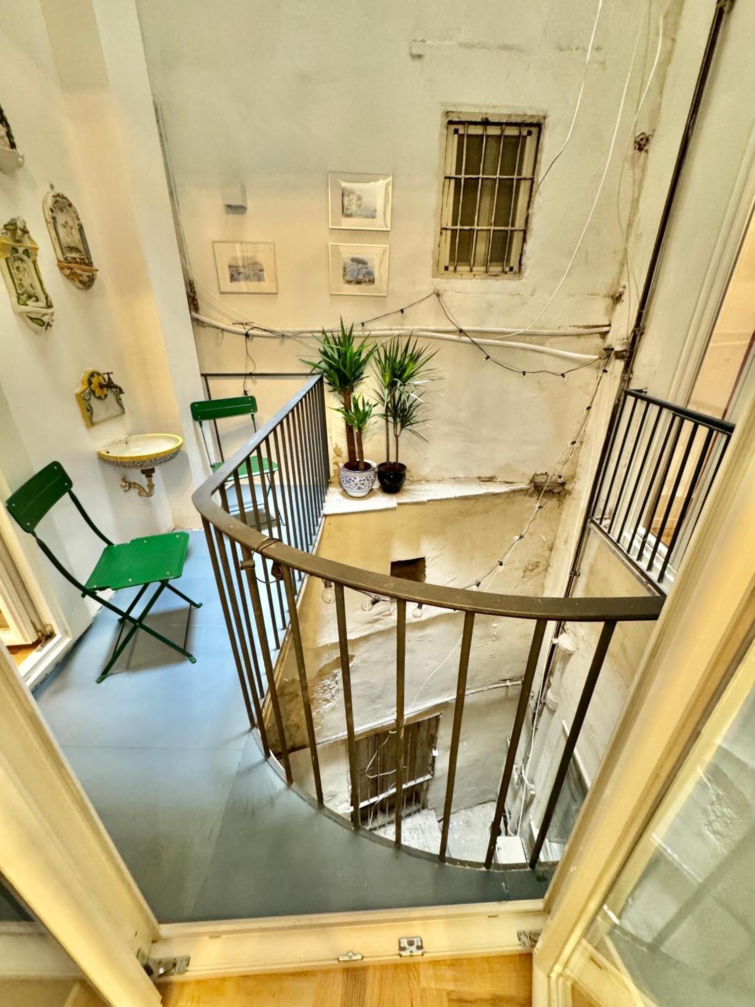 Alma De Chiaja - Design Suites & Apartments ナポリ エクステリア 写真